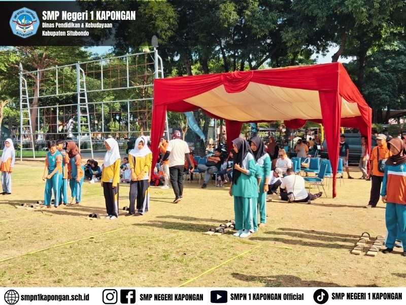 Penuh Semangat hingga Perempat Final SMPN 1 Kapongan Ikuti Lomba Bakiak Tingkat Kabupaten